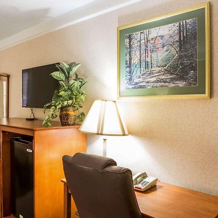 Econo Lodge North Ноксвилл Экстерьер фото