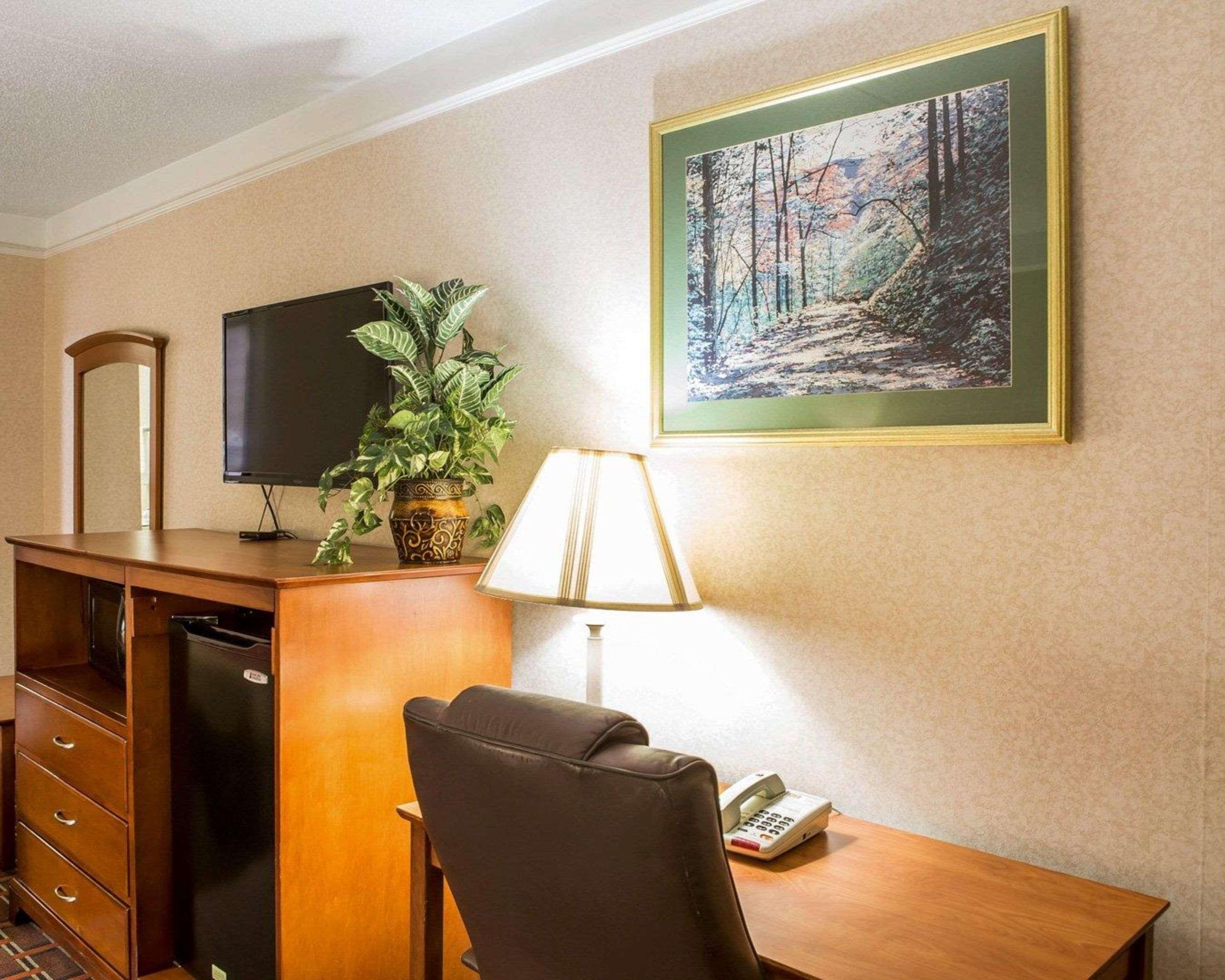 Econo Lodge North Ноксвилл Экстерьер фото