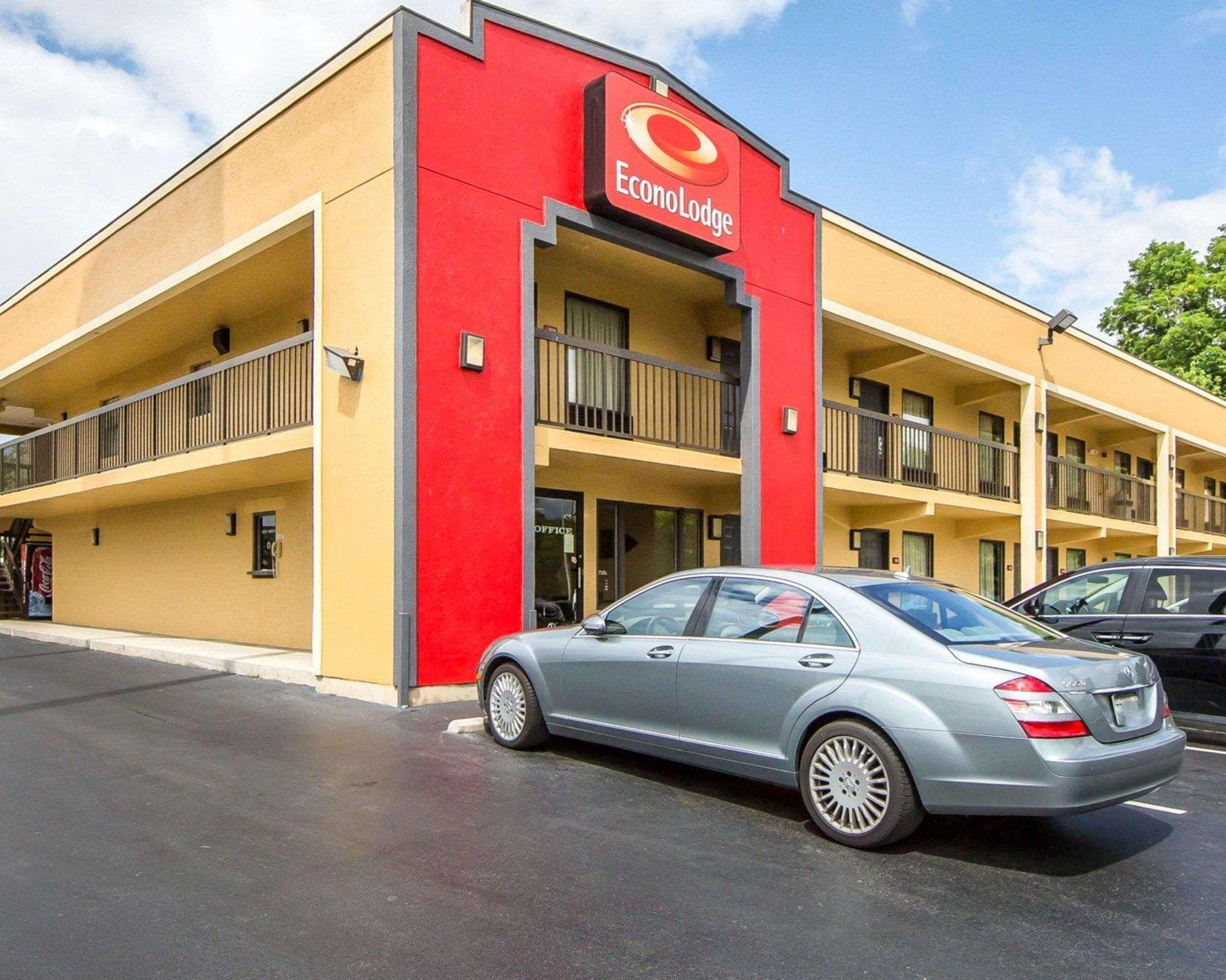 Econo Lodge North Ноксвилл Экстерьер фото
