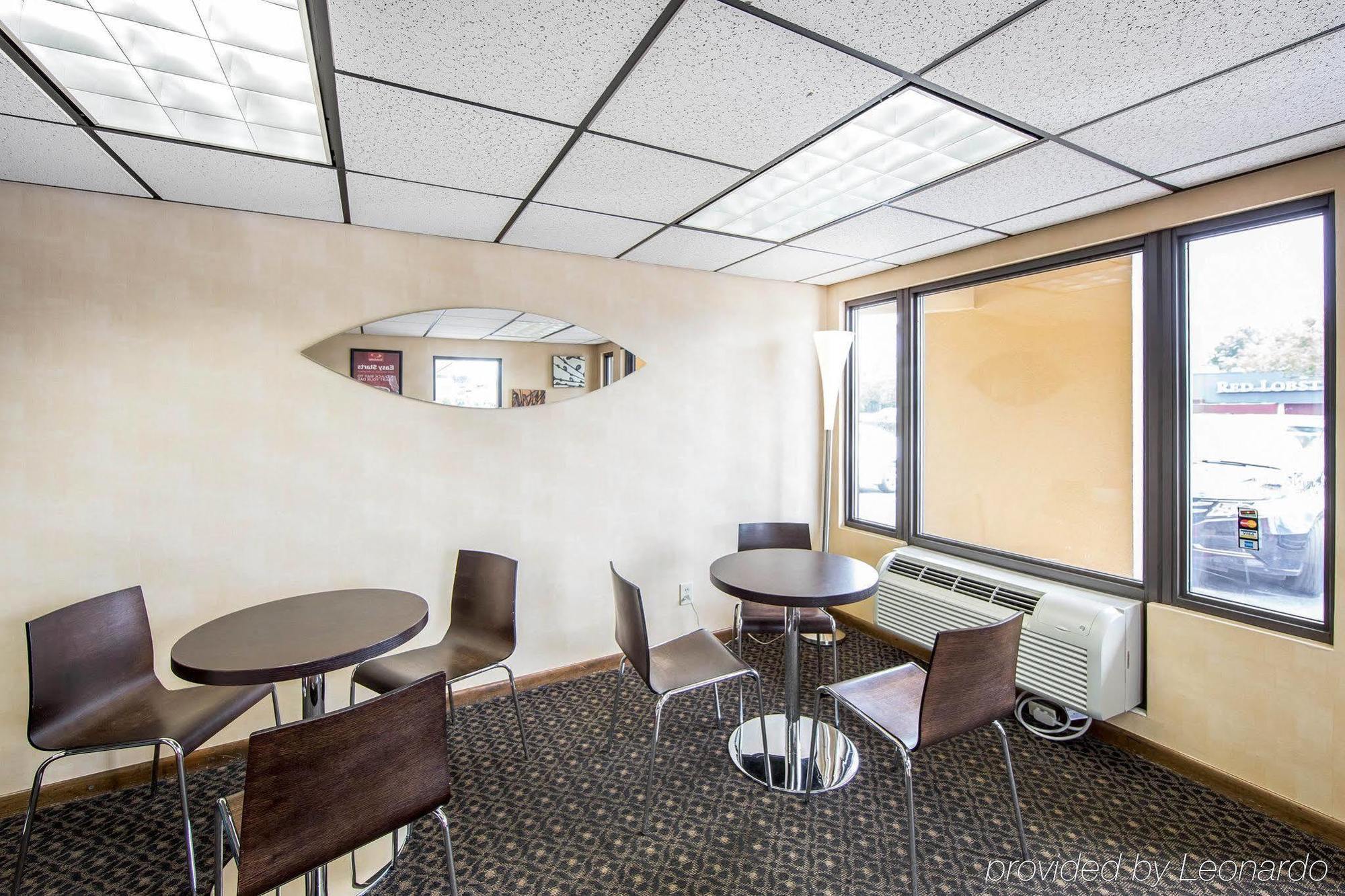 Econo Lodge North Ноксвилл Экстерьер фото