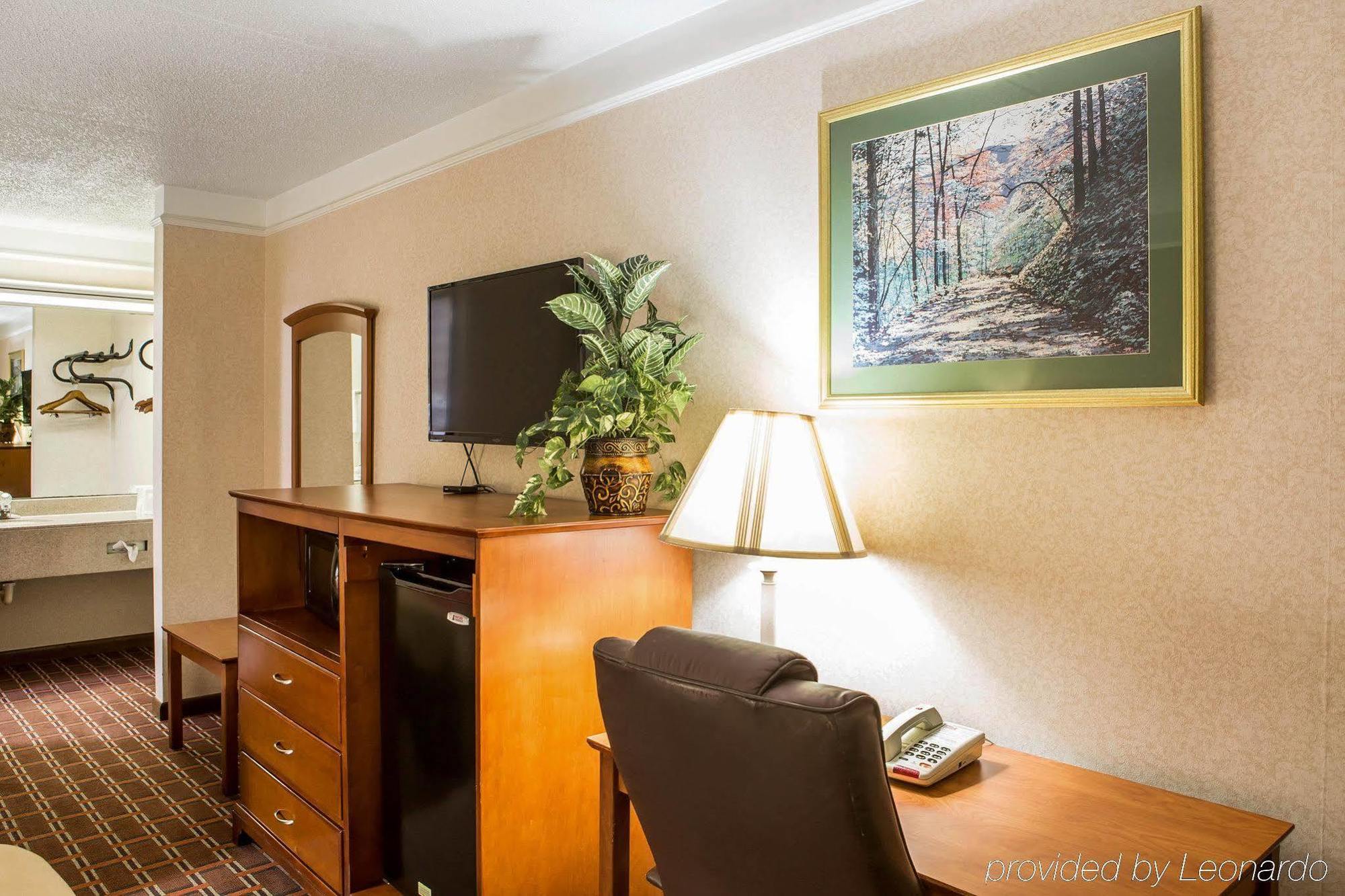 Econo Lodge North Ноксвилл Экстерьер фото
