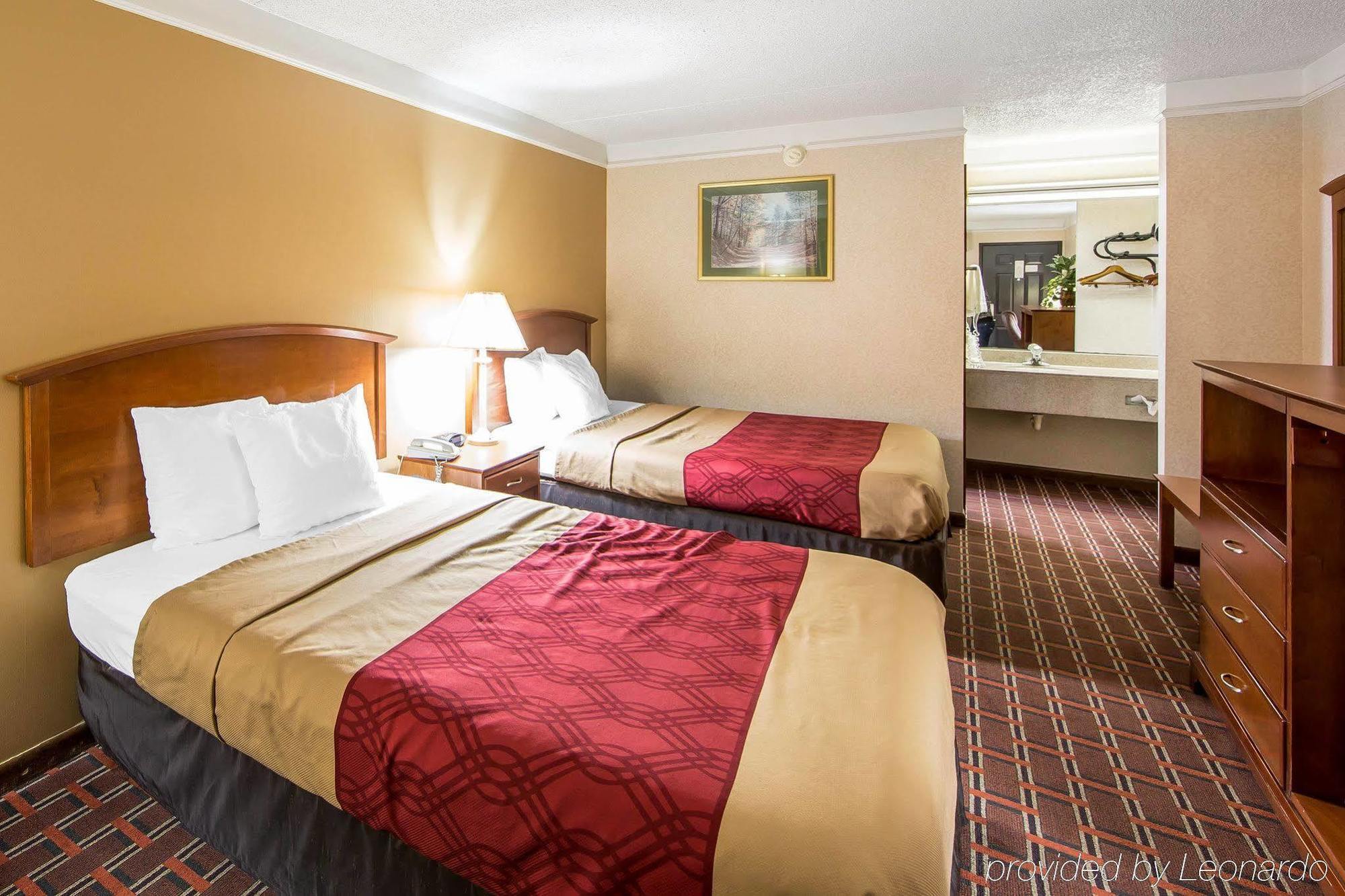 Econo Lodge North Ноксвилл Экстерьер фото