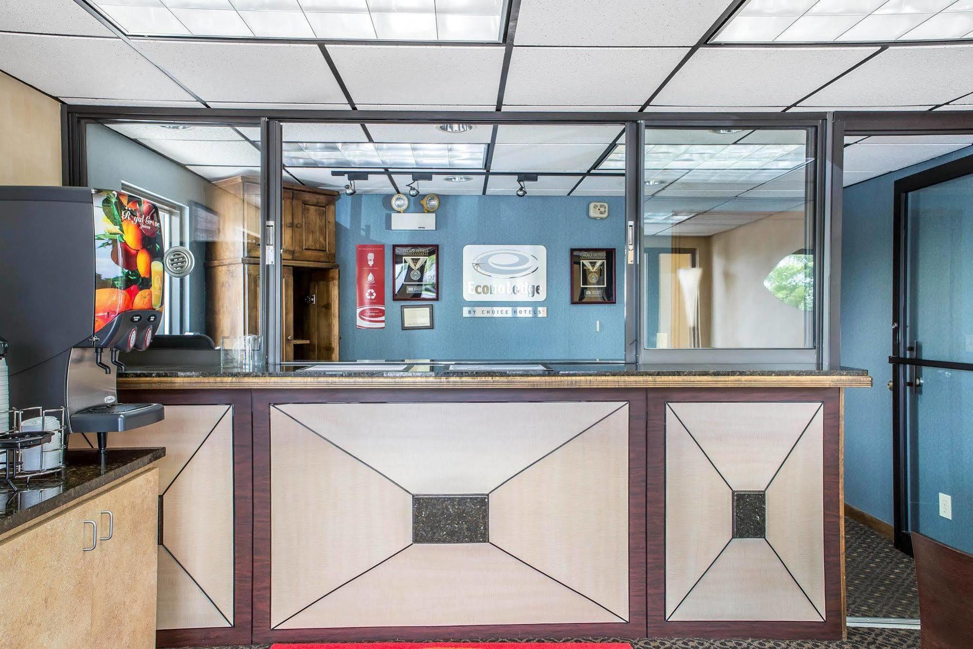 Econo Lodge North Ноксвилл Экстерьер фото